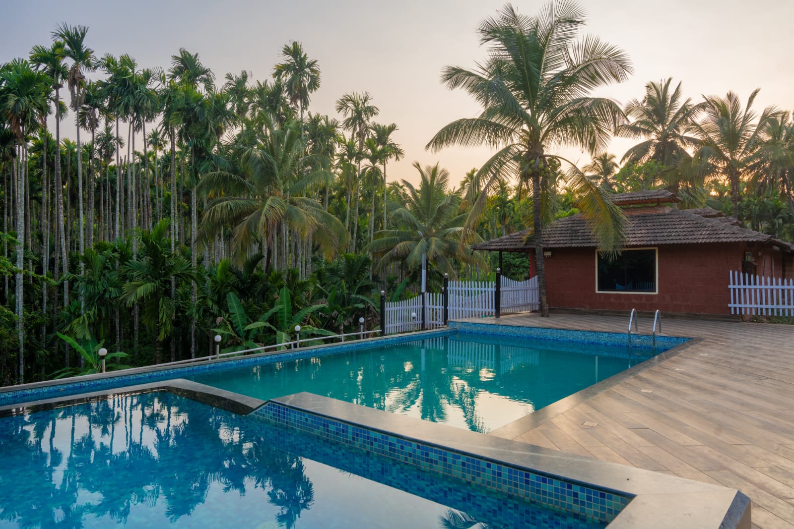 Visit Dandeli Background 1